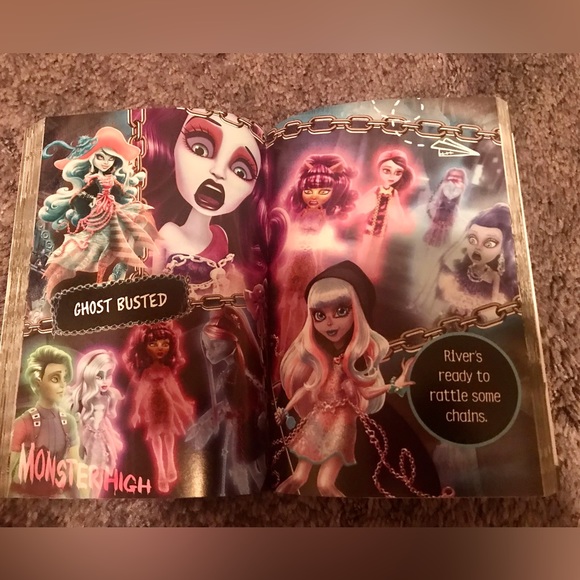 Collection of 3 Tween Books - Picture 7 of 11